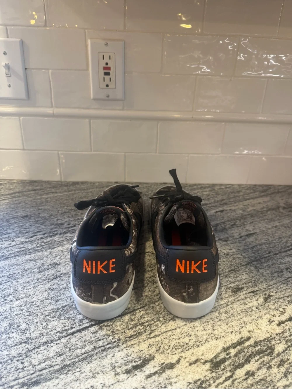 Mens Nike Blazer Low Pro GT Premium SB Realtree DO9398-002 Size 10.5